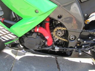 2010 James Hillier Bournemouth Kawasaki ZX10 superbike TT Machine (photo 1 of 2)