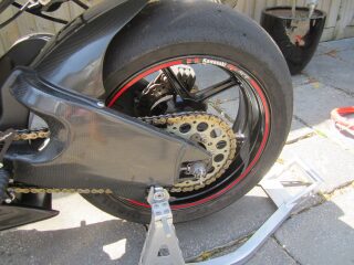 2010 James Hillier Bournemouth Kawasaki ZX10 superbike TT Machine (photo 2 of 2)