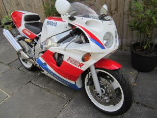 1989 Yamaha OW01 FZR R 750 (photo 1 of 2)