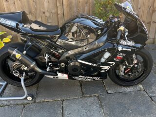 2008 Relentless Tas Bruce Anstey Suzuki GSXRR1000cc Superbike (photo 1 of 2)