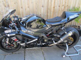 2008 Relentless Tas Bruce Anstey Suzuki GSXRR1000cc Superbike (photo 2 of 2)