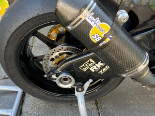 2008 Relentless Tas Bruce Anstey Suzuki GSXRR1000cc Superbike (photo 1 of 2)