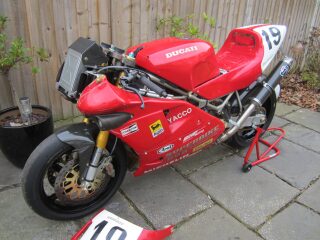 1994 Ducati 888 Superbike world endurance championship (photo 2 of 2)