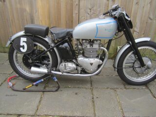 1949 Triumph Grand Prix 500cc (photo 1 of 2)
