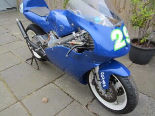 1992 Yamaha TZ250 V Twin 4DP (photo 1 of 2)