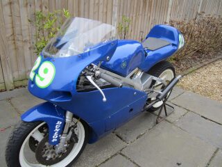 1992 Yamaha TZ250 V Twin 4DP (photo 2 of 2)