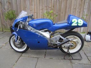 1992 Yamaha TZ250 V Twin 4DP (photo 2 of 2)