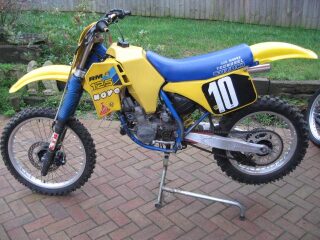 1986 HBSuzuki RA 125 Ex Bob Moore (photo 1 of 2)