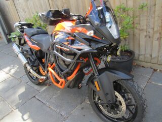 2017 KTM1090 Adventuerer (photo 1 of 2)