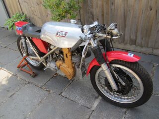1970 Seeley Matchless G50 500cc ex Derek Woodman (photo 1 of 2)
