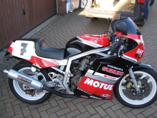 1987 Pops Yoshimuira GSX750RR (photo 1 of 2)