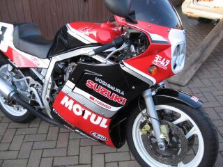 Pops Yoshimuira GSXR750RR Classic Superbike (photo 2 of 2)