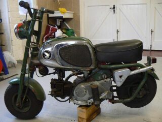 Honda Cz100 Monkey bike 50cc Classic Honda bike (photo 2 of 2)