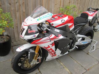 2009 Stiggy Honda Fireblade 1000cc Ex Leon Haslam WSBK (photo 2 of 2)