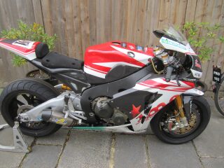 2009 Stiggy Honda Fireblade 1000cc Ex Leon Haslam WSBK (photo 1 of 2)