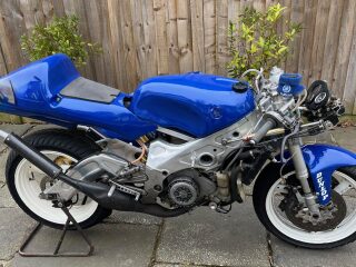 1993 Yamaha TZ250 V Twin 4DP (photo 1 of 2)