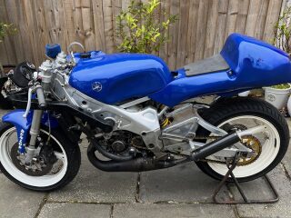 1993 Yamaha TZ250 V Twin 4DP (photo 2 of 2)