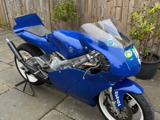 1993 Yamaha TZ250 V Twin 4DP (photo 1 of 2)