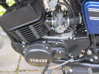 1976 Yamaha RD250cc air cooled (photo 1 of 2)