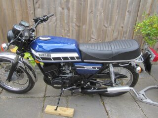 1976 Yamaha RD250cc air cooled (photo 2 of 2)