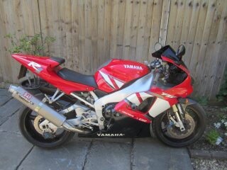2001 Yamaha R1 Superbike 1000cc (photo 1 of 2)