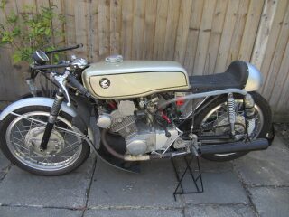 1963 Honda CR93 125cc DOHC Bike 2 (photo 2 of 2)