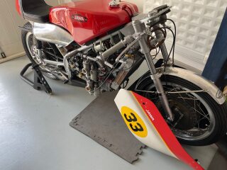 1969 Works Jawa 385 grand Prix Machine (photo 1 of 2)
