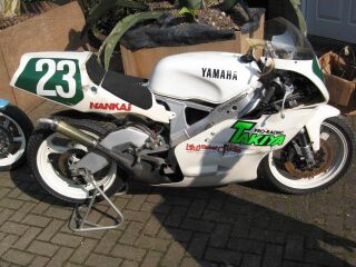 1991 Yamaha TZ250B (photo 1 of 2)