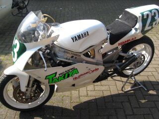 1991 Yamaha TZ250B (photo 2 of 2)