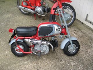 1963 Honda Cz100 50cc Monkey bike (photo 1 of 2)