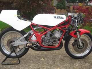 1985 Yamaha TZ250N (photo 1 of 2)