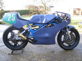 1982 Yamaha TZ250J (photo 1 of 2)