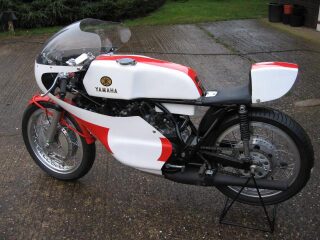 1975 Yamaha TZ350A (photo 2 of 2)