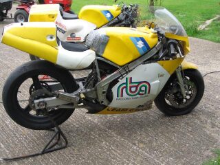 1984 Suzuki RGB500 XR45 (photo 2 of 2)