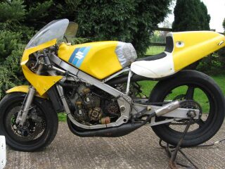 1984 Suzuki RGB500 XR45 (photo 2 of 2)
