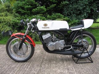 1971 Yamaha TR2B 350cc (photo 2 of 2)