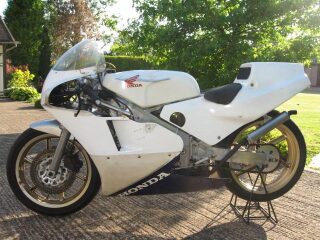 1989 Honda RS250 HRC (photo 2 of 2)