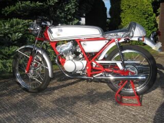 New Old stock Honda Dream 50 (photo 2 of 2)