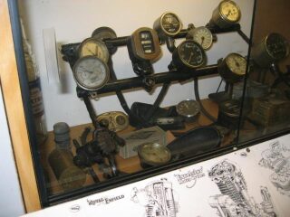 Speedometers 1 (photo 1 of 2)