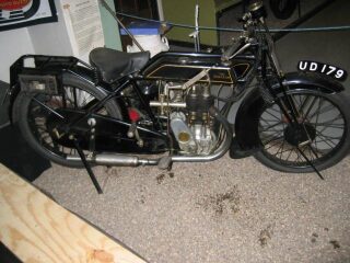 99) 1924 Sunbeam (photo 1 of 2)