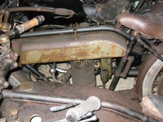 21) 1914 Triumph (photo 1 of 2)