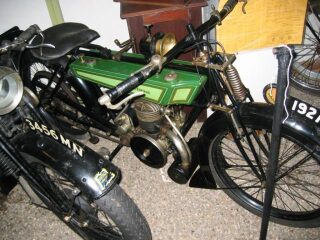 83) 1920 Royal enfeild 250cc (photo 1 of 2)