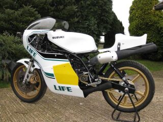 1976 Suzuki RG500 MK1 (photo 2 of 2)