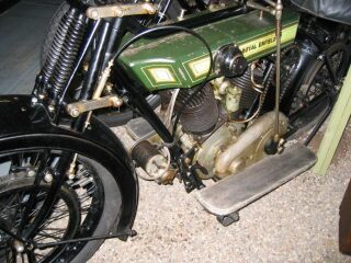 81) 1922 Royal Enfield (photo 2 of 2)