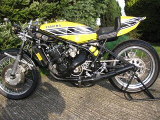 1977 Yamaha TZ 750 D (photo 2 of 2)