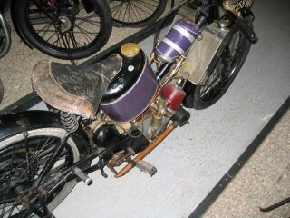64) 1924 Scott (photo 2 of 2)