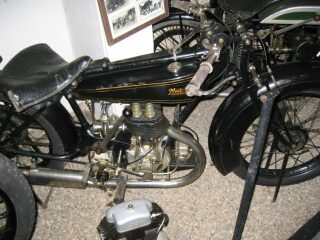 56) 1926 Matchless Model T De Lux 496cc (photo 1 of 2)