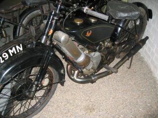 49) 1930 Scott 596cc (photo 2 of 2)