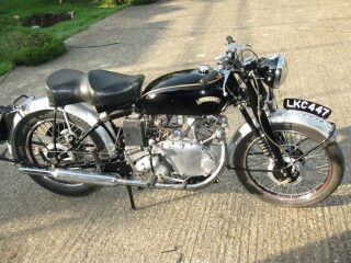 1950 Vincent Comet 500cc (photo 1 of 2)