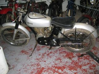 34) 1947 Trials Norton 500cc Model 500T (photo 2 of 2)